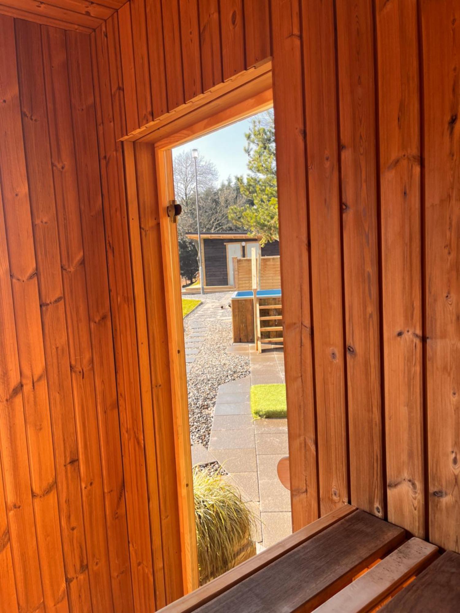 Rostrevor Mountain Lodge - Glamping Pods - Revive Sauna & Hot Tubs Exterior foto